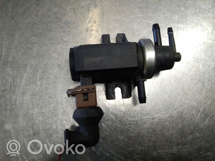 Audi A2 Turboahtimen magneettiventtiili 1H0906627