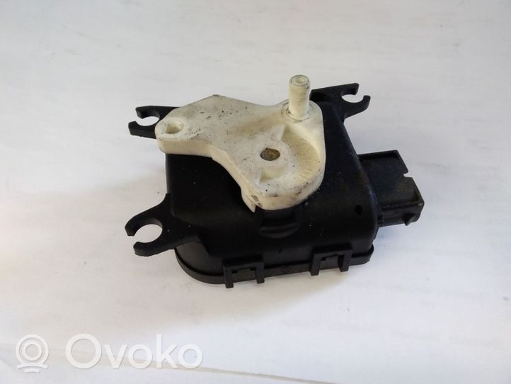 Audi A2 Stellmotor Heizung Klima 0132801205