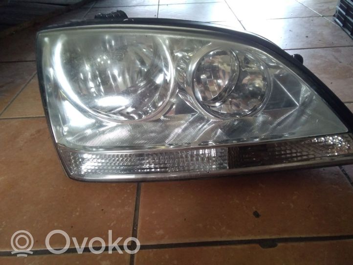 KIA Sorento Lampa przednia 2357NA