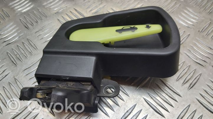 Toyota Prius (XW10) Przełącznik / Przycisk otwierania klapy bagażnika 483U