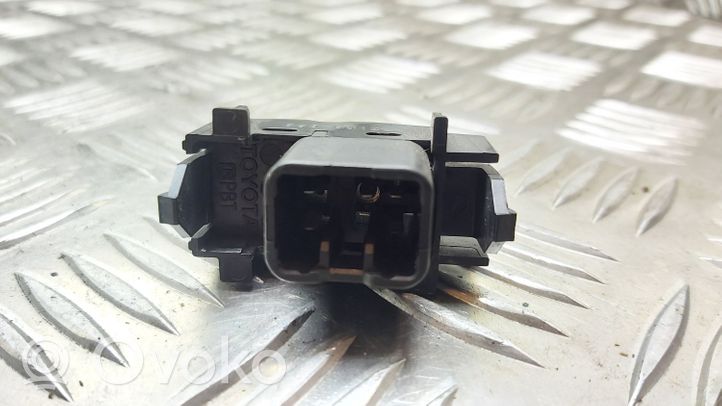 Toyota Prius (XW10) Central locking switch button 6630U12