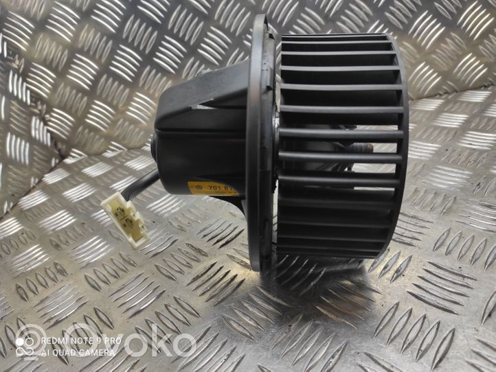 Volkswagen Transporter - Caravelle T4 Soplador/ventilador calefacción 701819021B