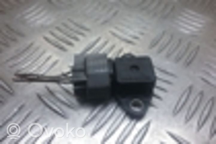 Opel Combo C Fuel pressure sensor 1317000011