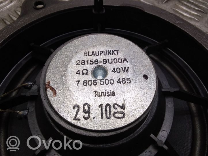 Nissan Qashqai Garsiakalbis (-iai) priekinėse duryse 281569U00A