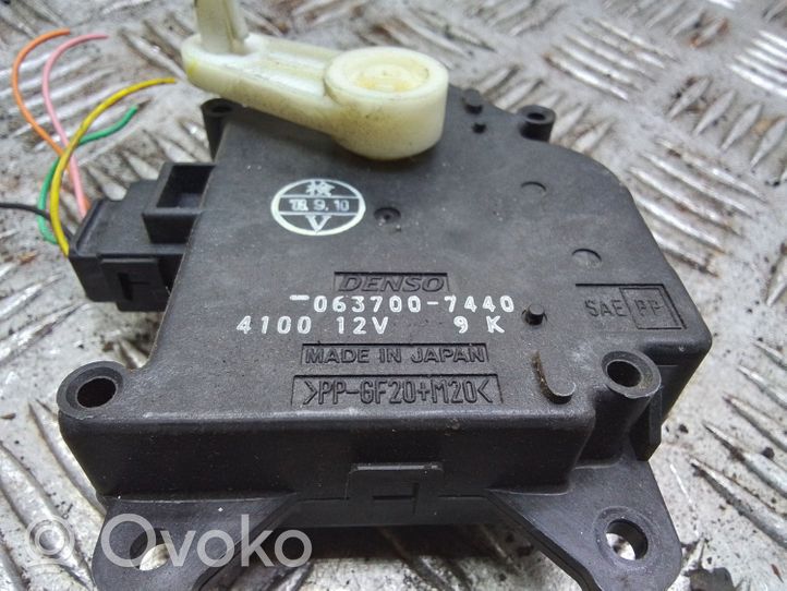 Toyota Prius (XW20) Motorino attuatore ricircolo aria dell’A/C 0637007440