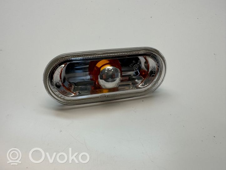 Volkswagen Amarok Front fender indicator light 7E0949117B