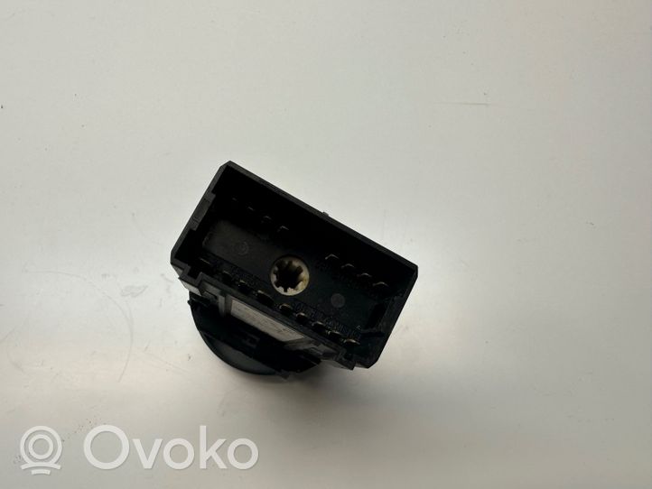 Volkswagen Amarok Interruptor de luz 6Q0941531N