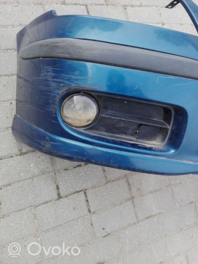 Nissan Almera Tino Zderzak przedni 