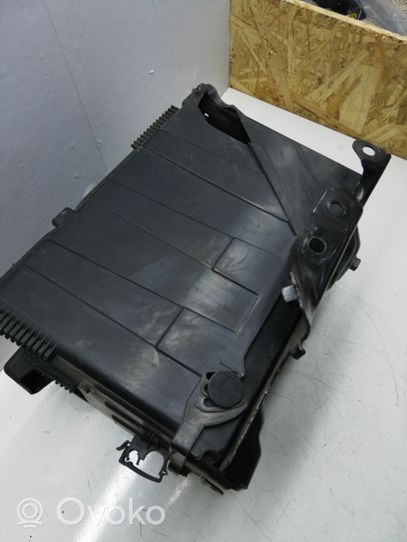 Peugeot 5008 Support boîte de batterie 9663615580