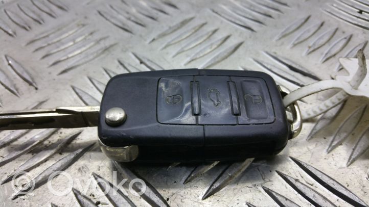 Volkswagen Tiguan Ignition key/card 