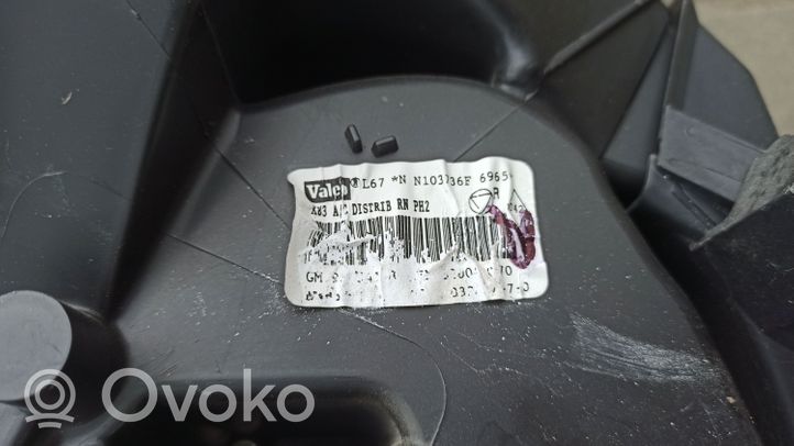 Opel Vivaro Nagrzewnica / Komplet 93854140