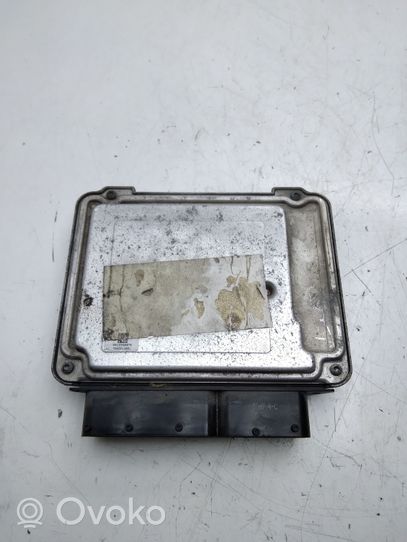 Volkswagen Jetta V Sterownik / Moduł ECU 03G906021KK