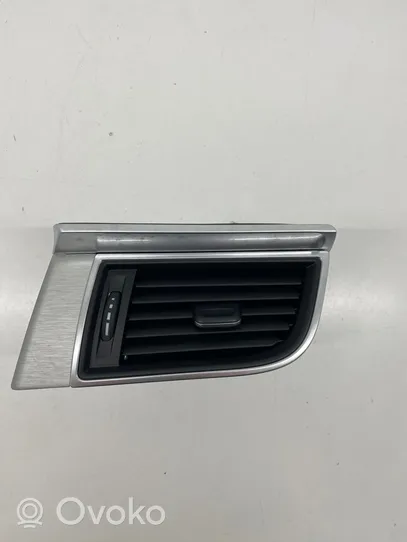 Porsche Macan Cabin air duct channel 95B819702D