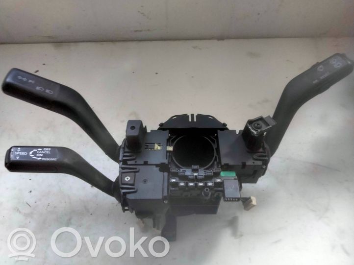 3C9953513C Volkswagen PASSAT B6 Wiper turn signal indicator stalk