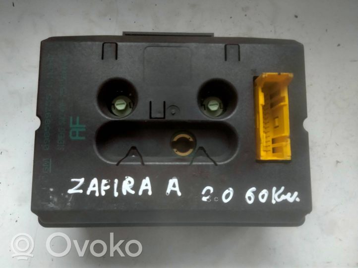 Opel Zafira A Monitor / wyświetlacz / ekran 090589755