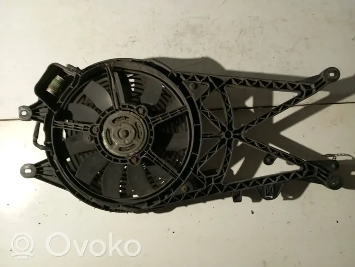 Opel Meriva A Kale ventilateur de radiateur refroidissement moteur 52406447