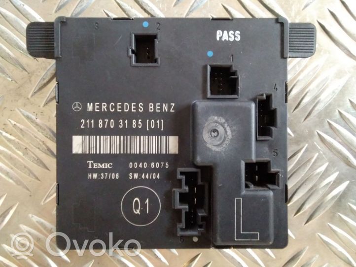 Mercedes-Benz E W211 Durų elektronikos valdymo blokas 2118703185