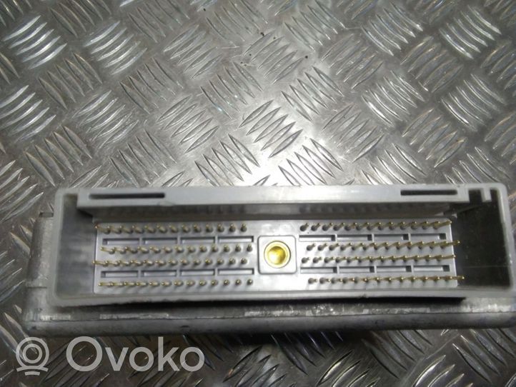 Ford Fiesta Variklio valdymo blokas 3903856