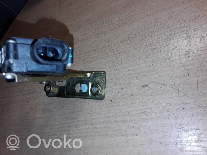 Citroen C3 Zamek klapy tylnej / bagażnika 9646044780