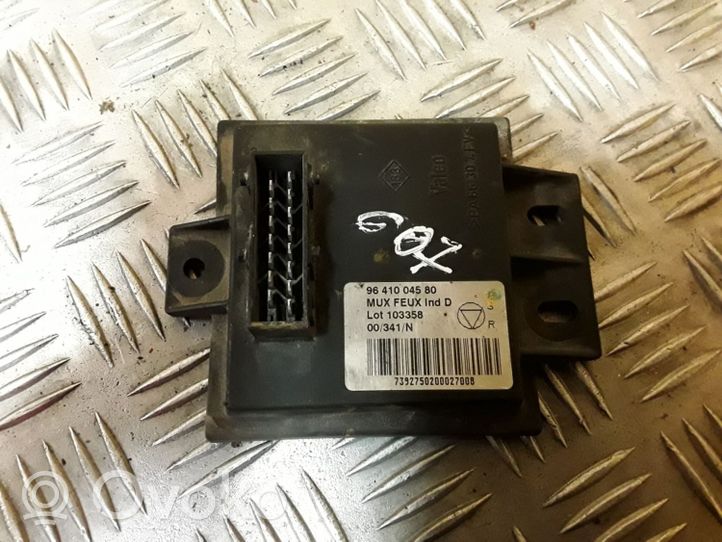 Peugeot 607 Combustion module de contrôle 9641004580