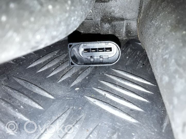 Volkswagen Crafter Silniczek wycieraczek szyby przedniej / czołowej 404956