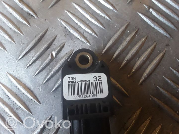 Toyota Avensis T270 Gaisa spilvenu trieciensensors 898310W060