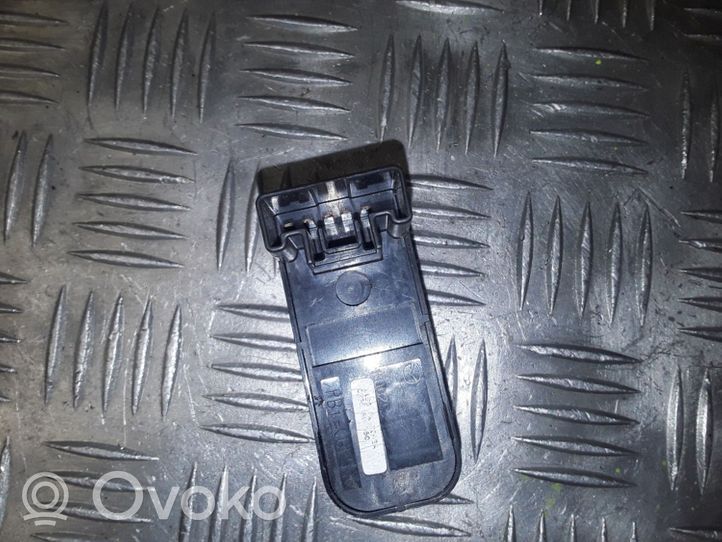 Mazda 5 Interruptor del elevalunas eléctrico 7113T5CC516638CA