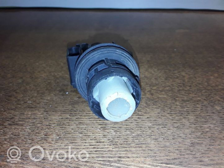 Volkswagen Caddy Clutch pedal sensor 1K0927810D