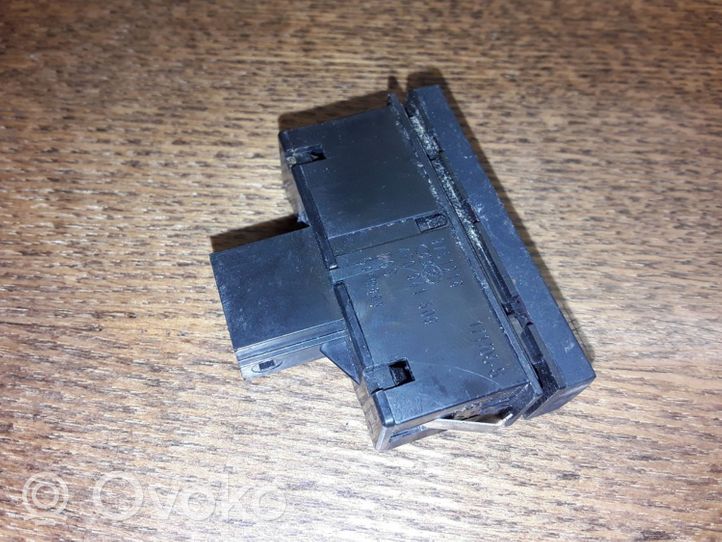 Audi A6 S6 C6 4F Botón interruptor de luz de peligro 4F0941509