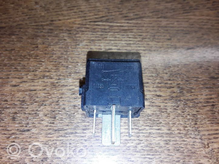 Mercedes-Benz ML W164 Other relay 4RA00779302