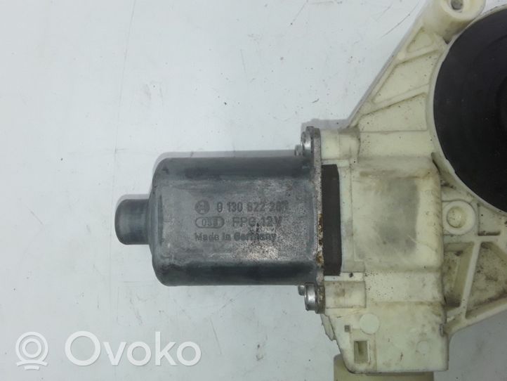 Ford Mondeo MK IV Galinis varikliukas langų pakėlėjo 6M2114A389B