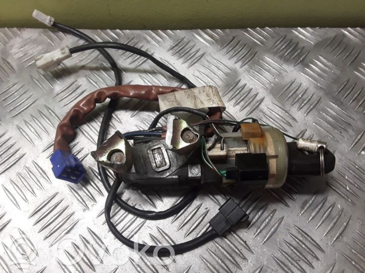 88215AE010 Subaru Forester SG Ignition lock, 8.00 € RRR