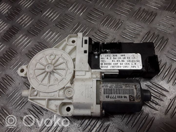 Citroen C6 Priekinis varikliukas langų pakėlėjo 9663077780