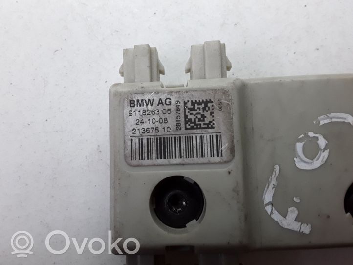 BMW 7 F01 F02 F03 F04 Amplificateur d'antenne 911826305