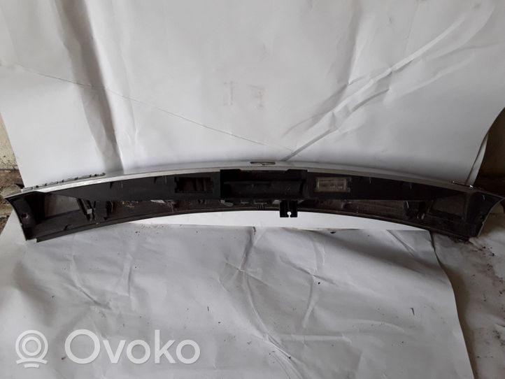 Dodge Caliber Bagāžnieka numura zīmes apgaismojuma līste 809323AB