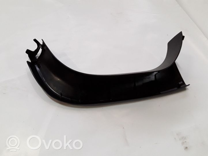 Toyota RAV 4 (XA40) Rivestimento montante (D) (superiore) 6793842050