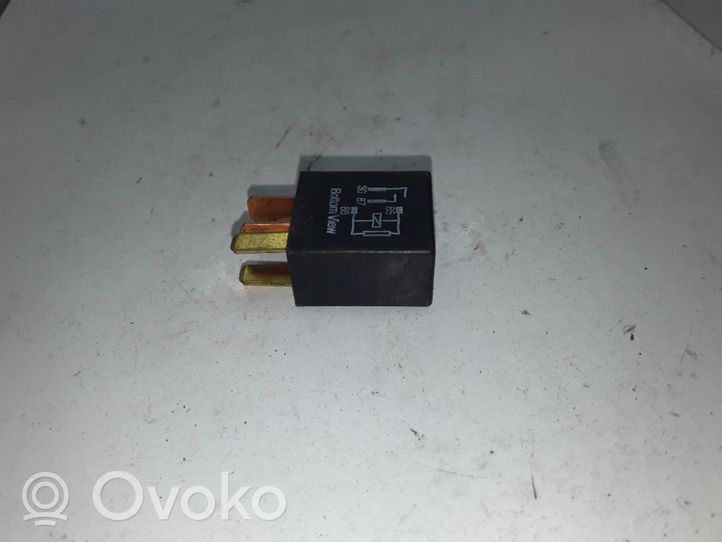 Suzuki Grand Vitara I Other relay 2161A31D