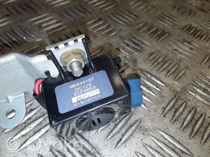 MB649187 Mitsubishi Pajero Horn buzzer relay, 5.00 € RRR