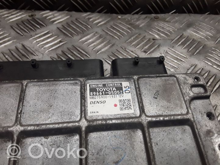 Toyota Avensis T270 Engine control unit/module 8966105D52