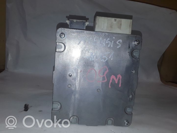 Toyota Avensis T270 Other control units/modules 2250000720
