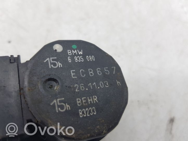 BMW 7 E65 E66 Oro sklendės varikliukas 6935080