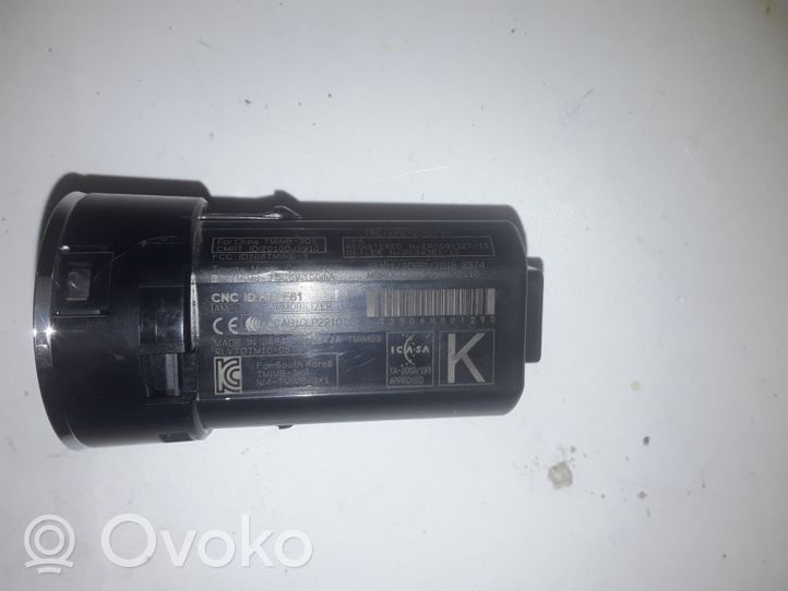 Toyota Yaris Moottorin start-stop-painike/kytkin 2010DJ2910