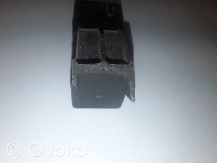 Citroen C3 Picasso Przekaźnik / Modul układu ogrzewania wstępnego 51299049