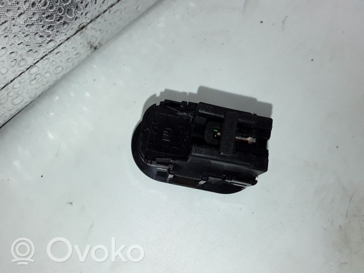 Suzuki Ignis Bouton de commutateur rétroviseur latéral 3795083E20