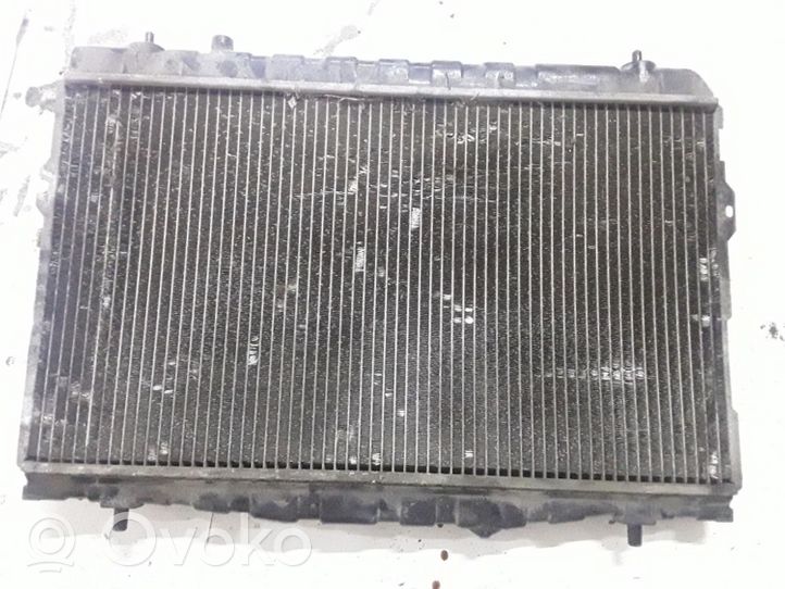 Hyundai Elantra Radiateur de refroidissement 253102D400