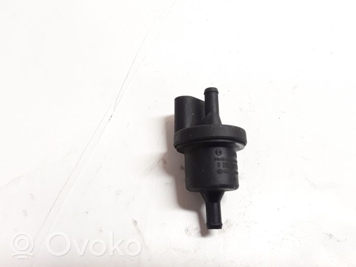 Volkswagen Polo Vacuum valve 0280142345