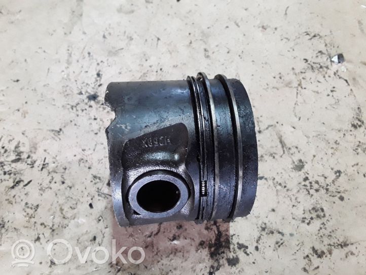 Citroen C6 Piston H268X