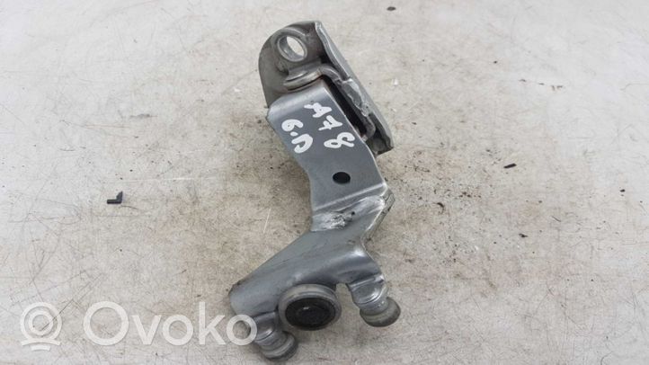 Toyota Previa (XR30, XR40) II Rear door upper hinge 