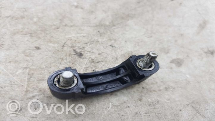 BMW 3 E92 E93 Kita variklio detalė 7801696