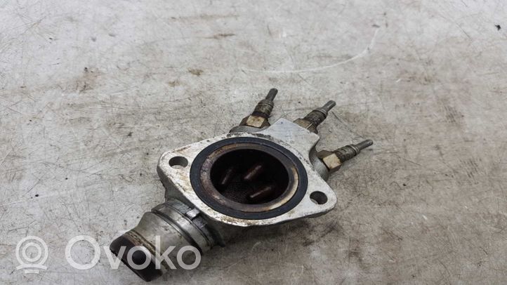 Volkswagen PASSAT B5 Riscaldatore liquido di raffreddamento 038121145